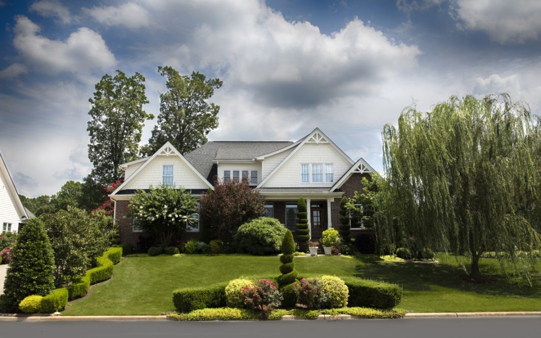 6 Easy Ways to Improve Your Home’s Curb Appeal